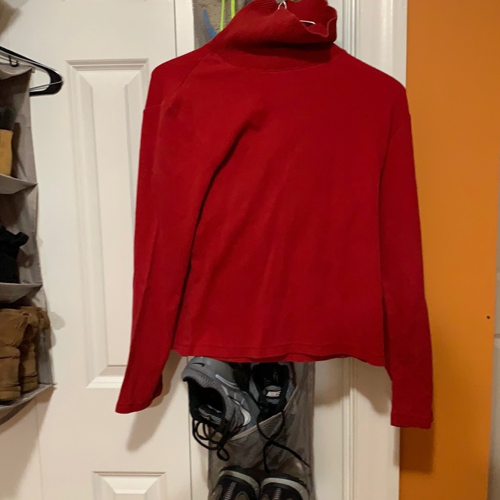 Women’s sweater
